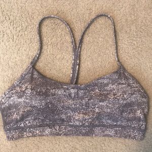 Lululemon Flow Y bra sz 10